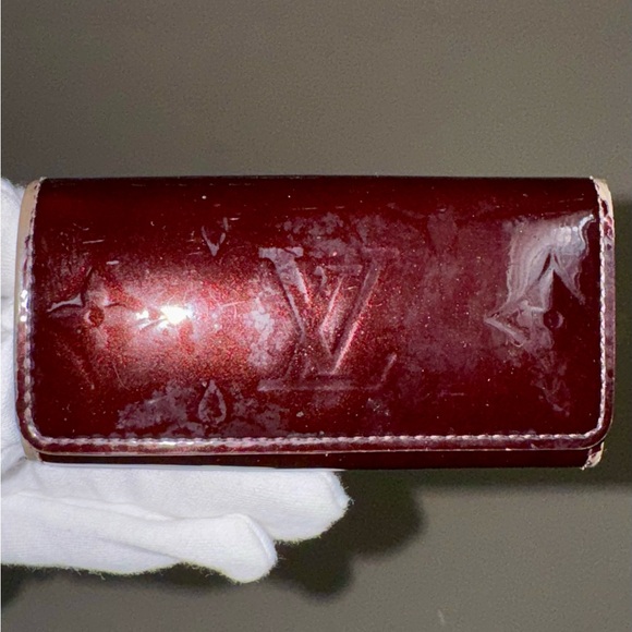 Louis Vuitton Monogram Vernis Bordeaux 4 Ring Key Case...